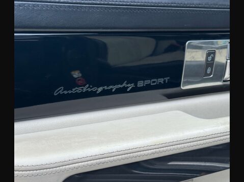 Land Rover Range Rover Sport 3.6 TD V8 Autobiography Sport SUV 5dr Diesel CommandShift 4WD Euro 4 (271 p 2