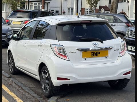 Toyota Yaris 1.33 Dual VVT-i Trend Euro 5 5dr 17