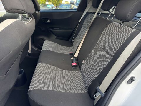 Toyota Yaris 1.33 Dual VVT-i Trend Euro 5 5dr 28