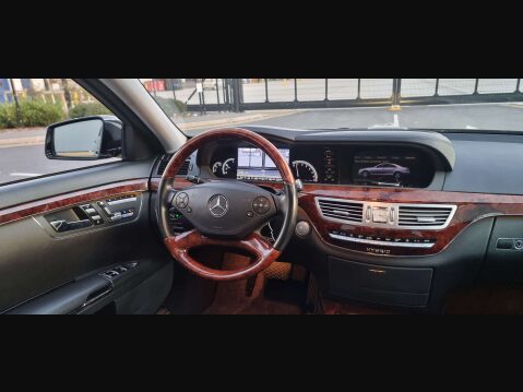 Mercedes-Benz S Hybrid LHD 33