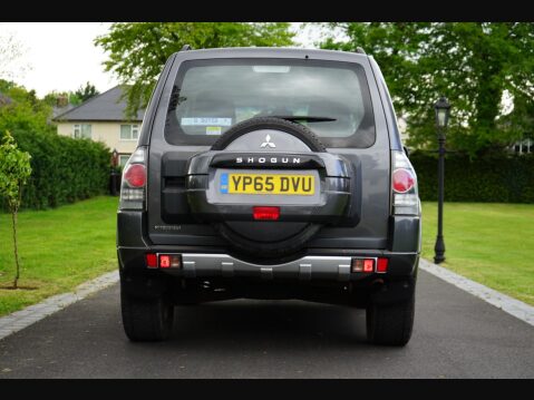 Mitsubishi Shogun 3.2 DI-DC SG2 Auto 4WD Euro 6 3dr SWB 8