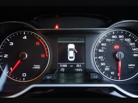 Audi A4 2.0 TDI Black Edition Plus Euro 5 (s/s) 4dr 29