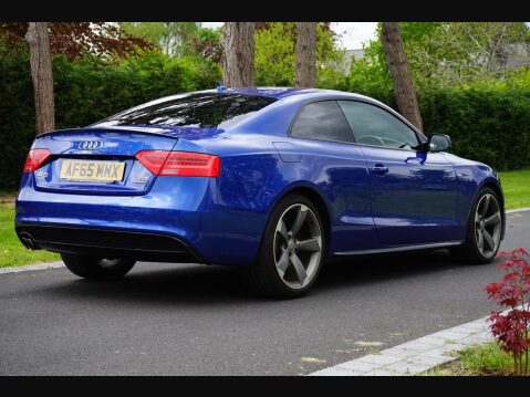 Audi A5 2.0 TDI Black Edition Plus quattro Euro 6 (s/s) 2dr 12