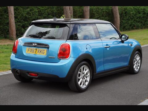 Mini Hatch 1.5 Cooper Euro 6 (s/s) 3dr 17
