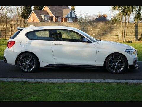 BMW 1 Series 3.0 M140i Euro 6 (s/s) 3dr 8