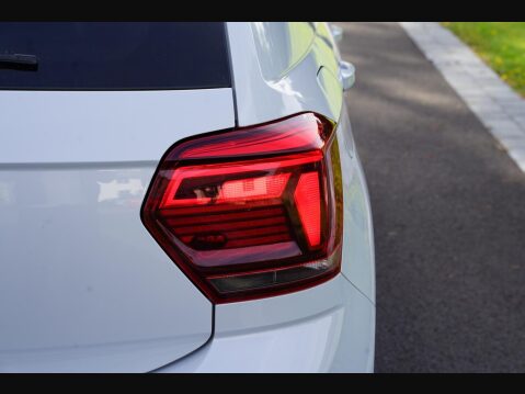 Volkswagen Polo 1.0 TSI R-Line Euro 6 (s/s) 5dr 34