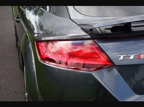 Audi TT 2.0 TFSI Black Edition S Tronic quattro Euro 6 (s/s) 3dr 33
