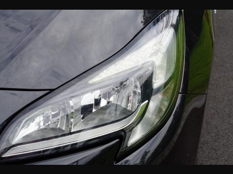 Vauxhall Corsa 1.4i ecoFLEX SRi Euro 6 5dr 27