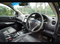 Nissan Navara 2.3 dCi Tekna Auto 4WD Euro 5 4dr 17