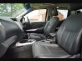 Nissan Navara 2.3 dCi Tekna Auto 4WD Euro 5 4dr 21