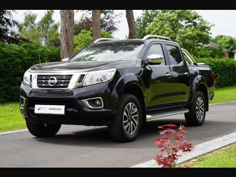 Nissan Navara 2.3 dCi Tekna Auto 4WD Euro 5 4dr 7