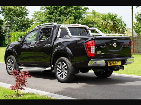 Nissan Navara 2.3 dCi Tekna Auto 4WD Euro 5 4dr 8