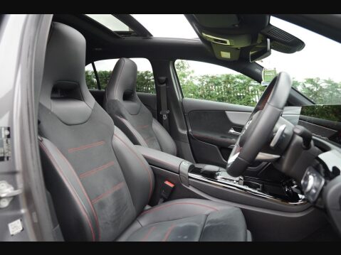 Mercedes-Benz A Class 1.3 A180 AMG Line Night Edition (Premium Plus) 7G-DCT Euro 6 (s/s) 5dr 18