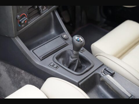 BMW 3 Series 2.5 325i Sport 2dr 18