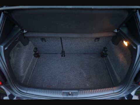 Volkswagen Polo 1.2 TSI R-Line Euro 5 5dr 22