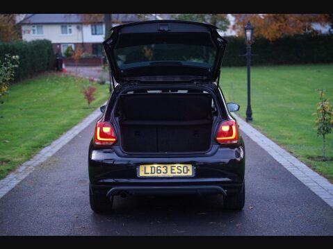 Volkswagen Polo 1.2 TSI R-Line Euro 5 5dr 10