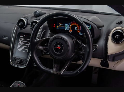 McLaren 540 3.8T V8 SSG Euro 6 (s/s) 2dr 17