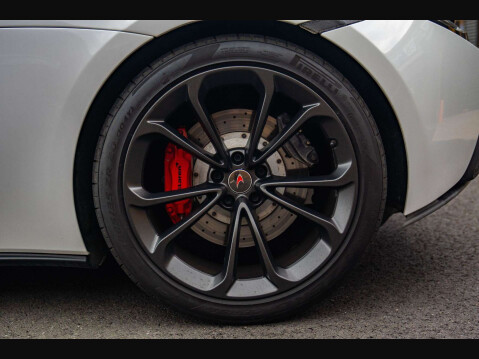 McLaren 540 3.8T V8 SSG Euro 6 (s/s) 2dr 16