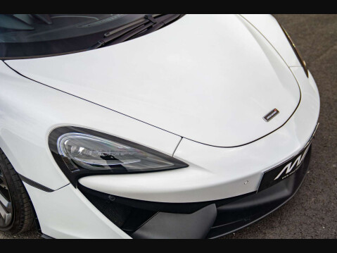 McLaren 540 3.8T V8 SSG Euro 6 (s/s) 2dr 33