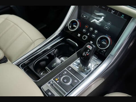Land Rover Range Rover Sport 3.0 D300 MHEV HSE Silver Auto 4WD Euro 6 (s/s) 5dr 6