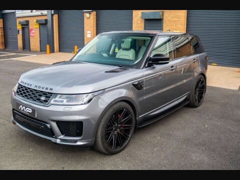 Land Rover Range Rover Sport 3.0 D300 MHEV HSE Silver Auto 4WD Euro 6 (s/s) 5dr 72