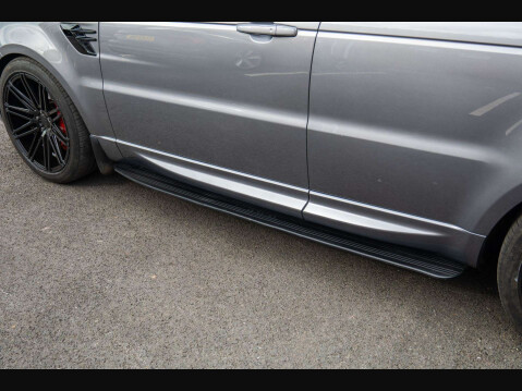 Land Rover Range Rover Sport 3.0 D300 MHEV HSE Silver Auto 4WD Euro 6 (s/s) 5dr 76
