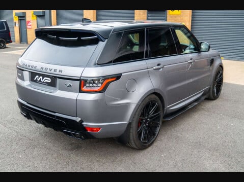 Land Rover Range Rover Sport 3.0 D300 MHEV HSE Silver Auto 4WD Euro 6 (s/s) 5dr 78