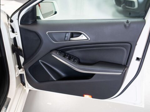 Mercedes-Benz A Class 1.6 A 160 Sport Executive 5dr 32