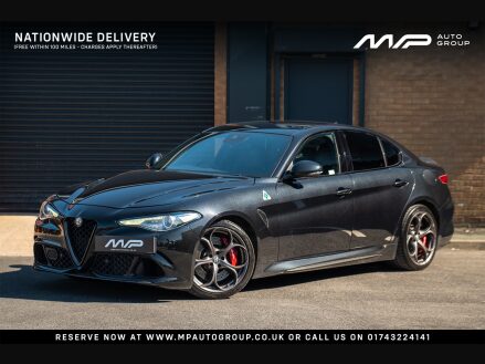 Alfa Romeo Giulia V6 BITURBO QUADRIFOGLIO