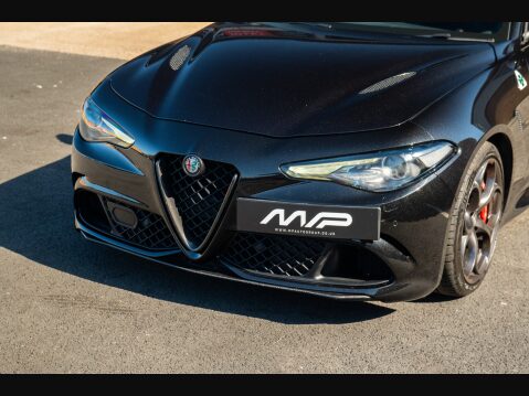 Alfa Romeo Giulia V6 BITURBO QUADRIFOGLIO 27