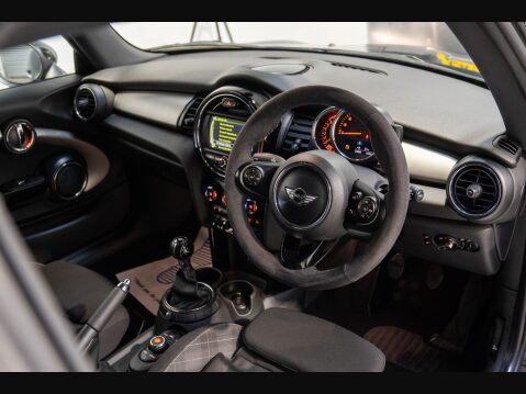 Mini Hatch COOPER S 3