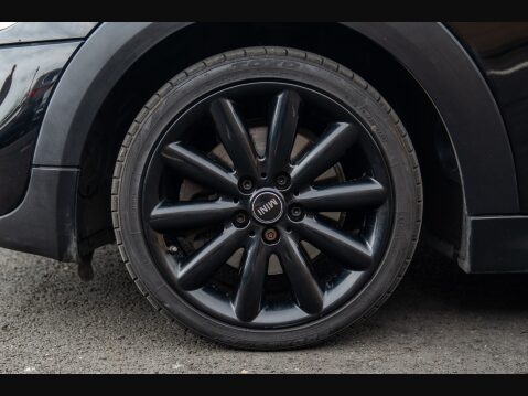 Mini Hatch COOPER S 14