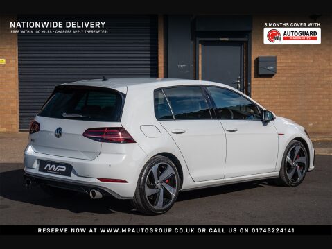 Volkswagen Golf GTI PERFORMANCE TSI 2