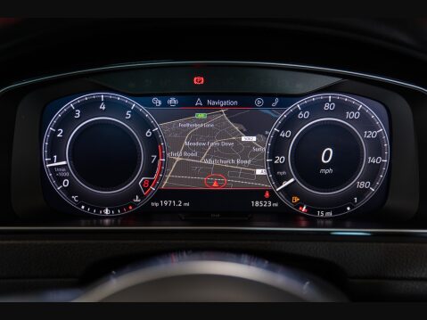 Volkswagen Golf GTI PERFORMANCE TSI 13