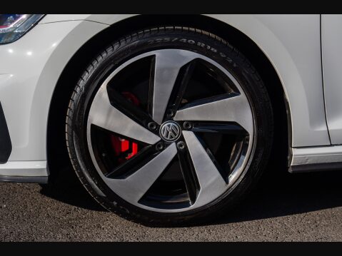 Volkswagen Golf GTI PERFORMANCE TSI 22