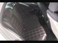 Volkswagen Golf GTI PERFORMANCE TSI 30