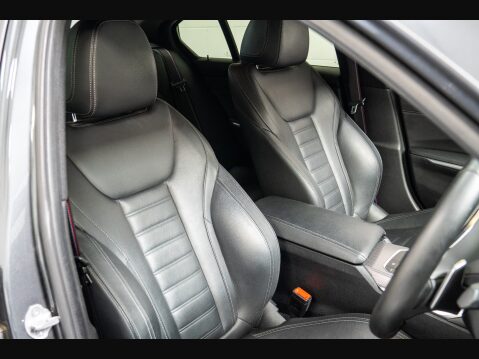BMW 3 Series 320I M SPORT 4