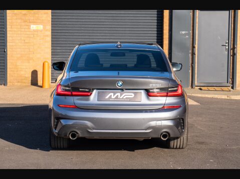 BMW 3 Series 320I M SPORT 20