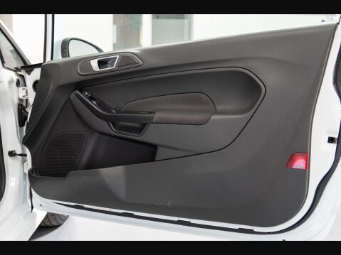 Ford Fiesta ST-3 30