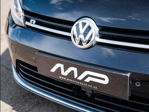 Volkswagen Golf 2.0 Golf R 4WD 5dr 44