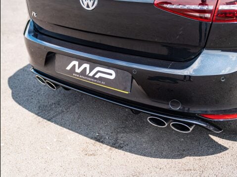 Volkswagen Golf 2.0 Golf R 4WD 5dr 47
