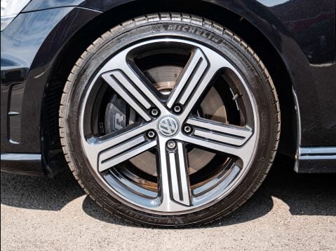 Volkswagen Golf 2.0 Golf R 4WD 5dr 49