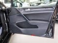 Volkswagen Golf 2.0 Golf R 4WD 5dr 52