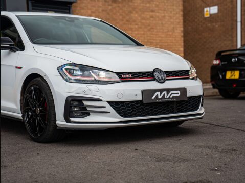 Volkswagen Golf 2.0 Golf GTi Performance TSi Semi-Auto 5dr 27
