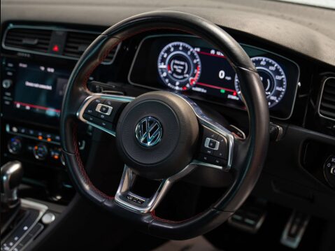 Volkswagen Golf 2.0 Golf GTi Performance TSi Semi-Auto 5dr 28