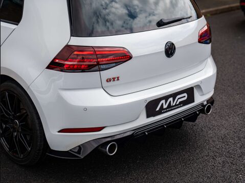 Volkswagen Golf 2.0 Golf GTi Performance TSi Semi-Auto 5dr 39