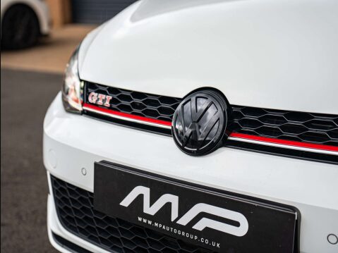 Volkswagen Golf 2.0 Golf GTi Performance TSi Semi-Auto 5dr 46