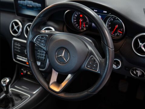 Mercedes-Benz A Class 1.6 A 160 Sport Executive 5dr 47