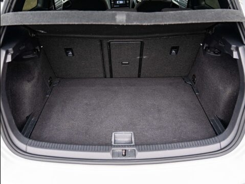 Volkswagen Golf 2.0 Golf GTi TSi 3dr 40