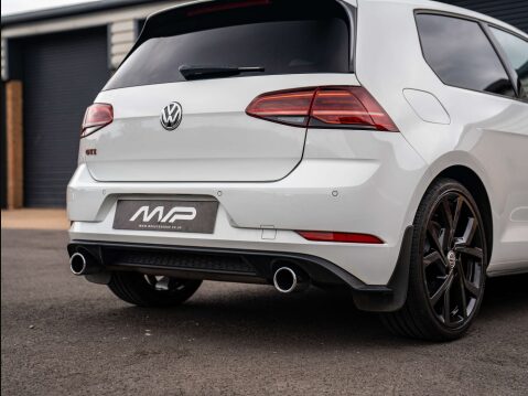 Volkswagen Golf 2.0 Golf GTi TSi 3dr 43